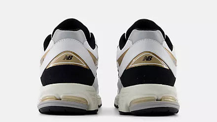 2002R White avec Black & Gold Metallic