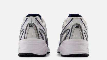 740NB Navy avec White & Shadow Grey